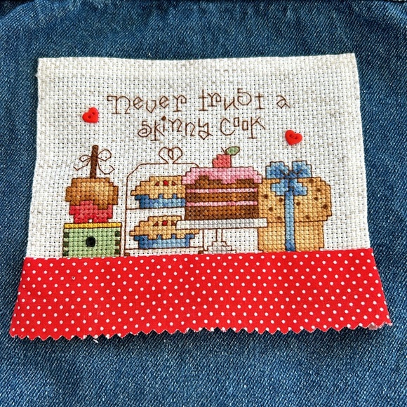 Never Trust A Skinny Cook Handmade Denim Apron NWOT Get Ready For Barbecue - Picture 4 of 14